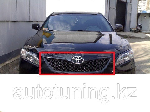 Решетка радиатора SE (sport edition) на Toyota Camry 40 2006-2009 г. Американец - фото 1 - id-p79188195