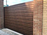 Ворота откатные под дерево из металлосайдинга