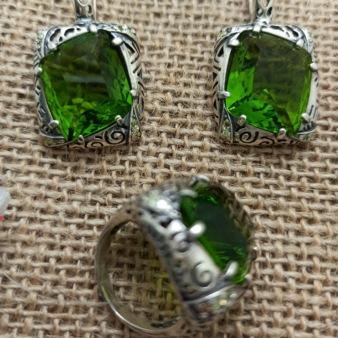 Серебряный комплект