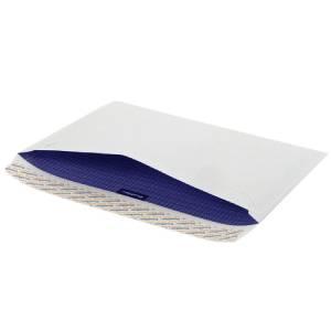 Конверт, С4 (229 х 324), 100 гр/м2, без окошка, офсет, отрывная полоса по длинной стороне, тангир.