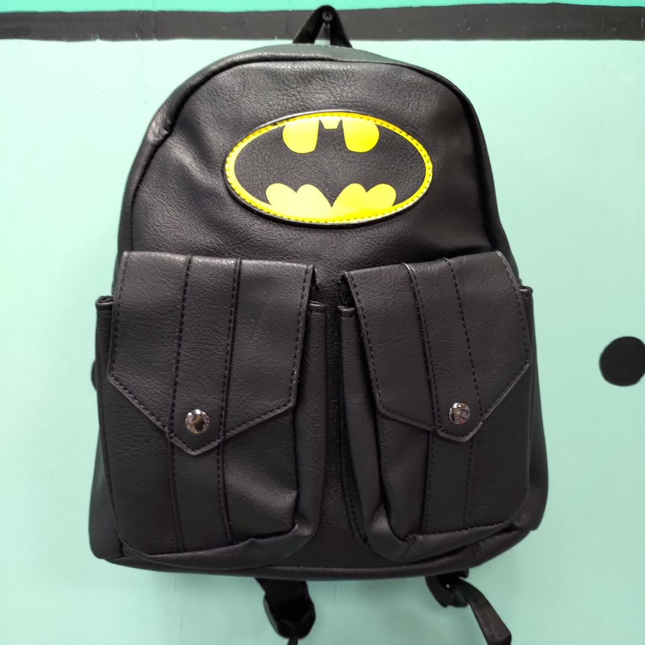 Кожзамовый рюкзак Batman (ТЦ Евразия) - фото 1 - id-p79224177