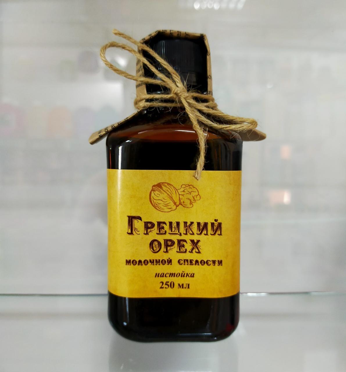 Грецкий орех молочной спелости, 250 мл
