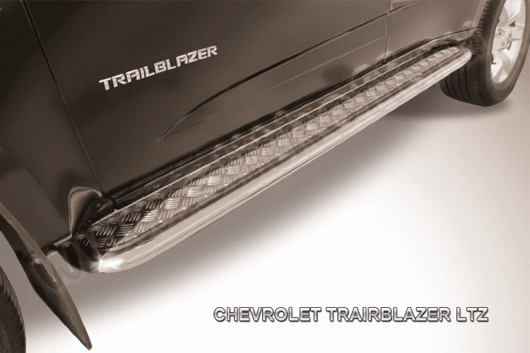 Защита порогов d57 с листом усиленная Chevrolet Trailblazer (2012)