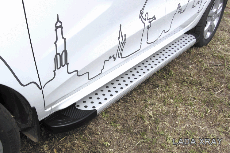 Пороги алюминиевые STANDART SILVER 1700 серебристые на LADA Xray