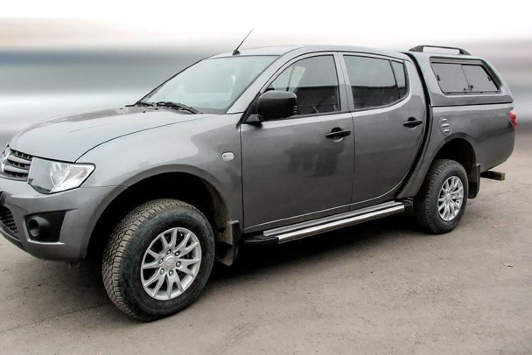 Пороги алюминиевые Luxe Silver 1800 серебристые Mitsubishi L-200 TRITON