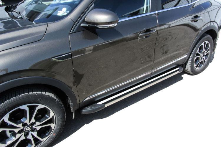 Пороги алюминиевые "Luxe Black" 1700 Renault Arkana
