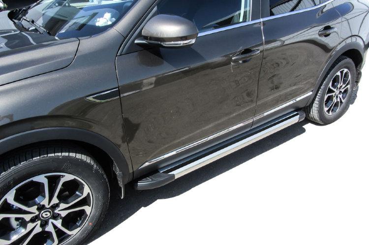 Пороги алюминиевые "Luxe Silver" 1700 Renault Arkana