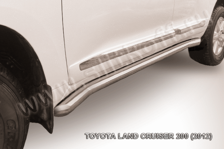 Защита порогов d76 с гибами Toyota Land Cruiser 200 (2012)