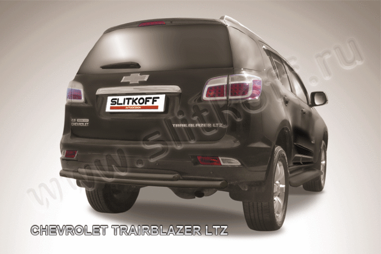 Защита заднего бампера d57+d42 двойная черная Chevrolet Trailblazer (2012)
