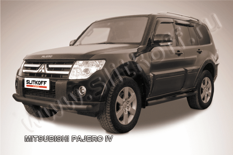 Защита переднего бампера d76 черная Mitsubishi Pajero IV