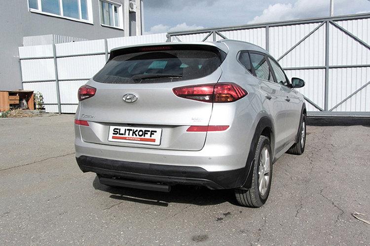 Защита заднего бампера d57 короткая черная Hyundai Tucson (2018)