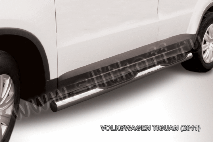 Защита порогов d76 с проступями Volkswagen Tiguan (2011)