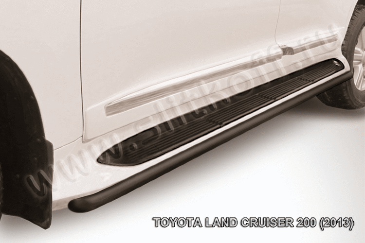 Защита штатного порога d42 черная Toyota Land Cruiser 200 (2013)
