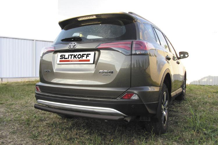 Защита заднего бампера d57 радиусная черная Toyota RAV4 (2015)