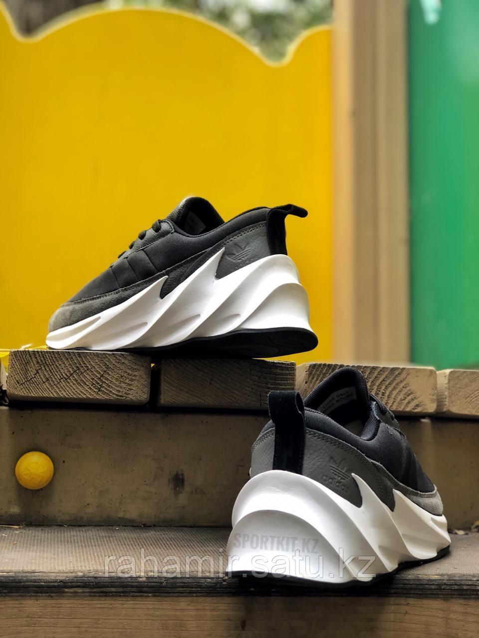 Кроссовки Adidas акула черн сер