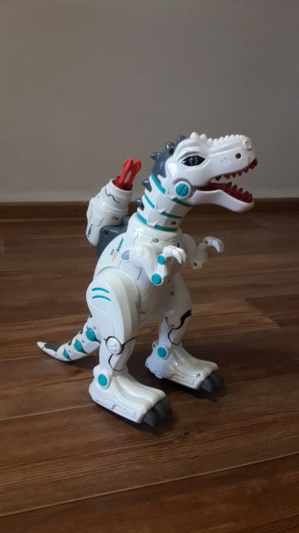 Радиоуправляемый робот-динозавр Yearo Toy Тирекс 2 стреляет ракетами, дышит паром 2