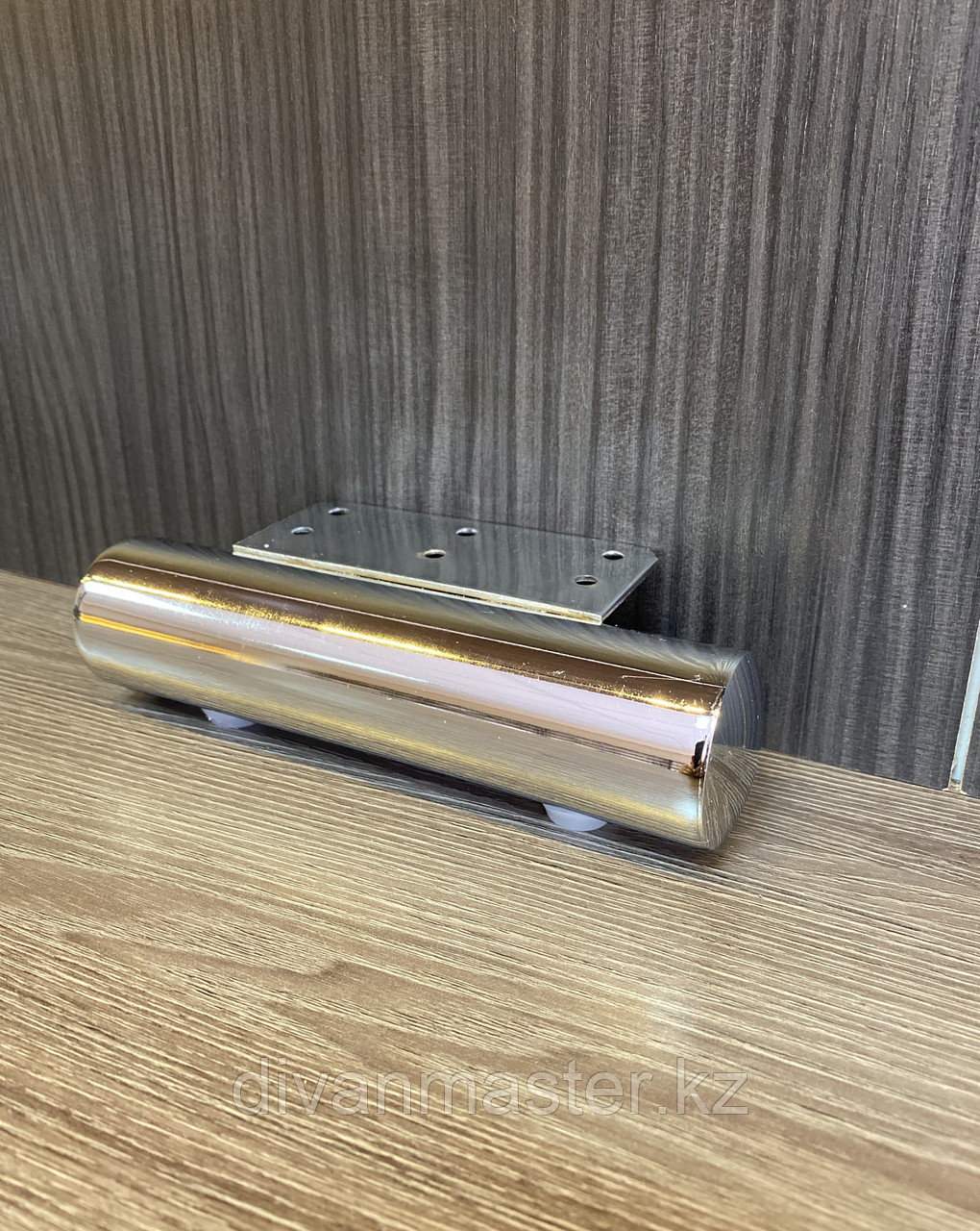 Ножка стальная, для диванов и кресел 4*16 см