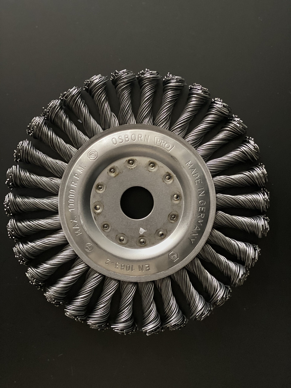 Щётка дисковая D 178 x 13 x 22,2 mm. OSBORN Жгутовая стальная проволока 0,8mm