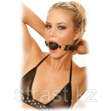 BREATHABLE BALL GAG КЛЯП С ОТВЕРСТИЯМИ (КРАСНЫЙ, ЧЕРНЫЙ)
