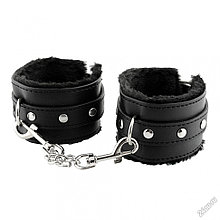 Мягкие наручники черные