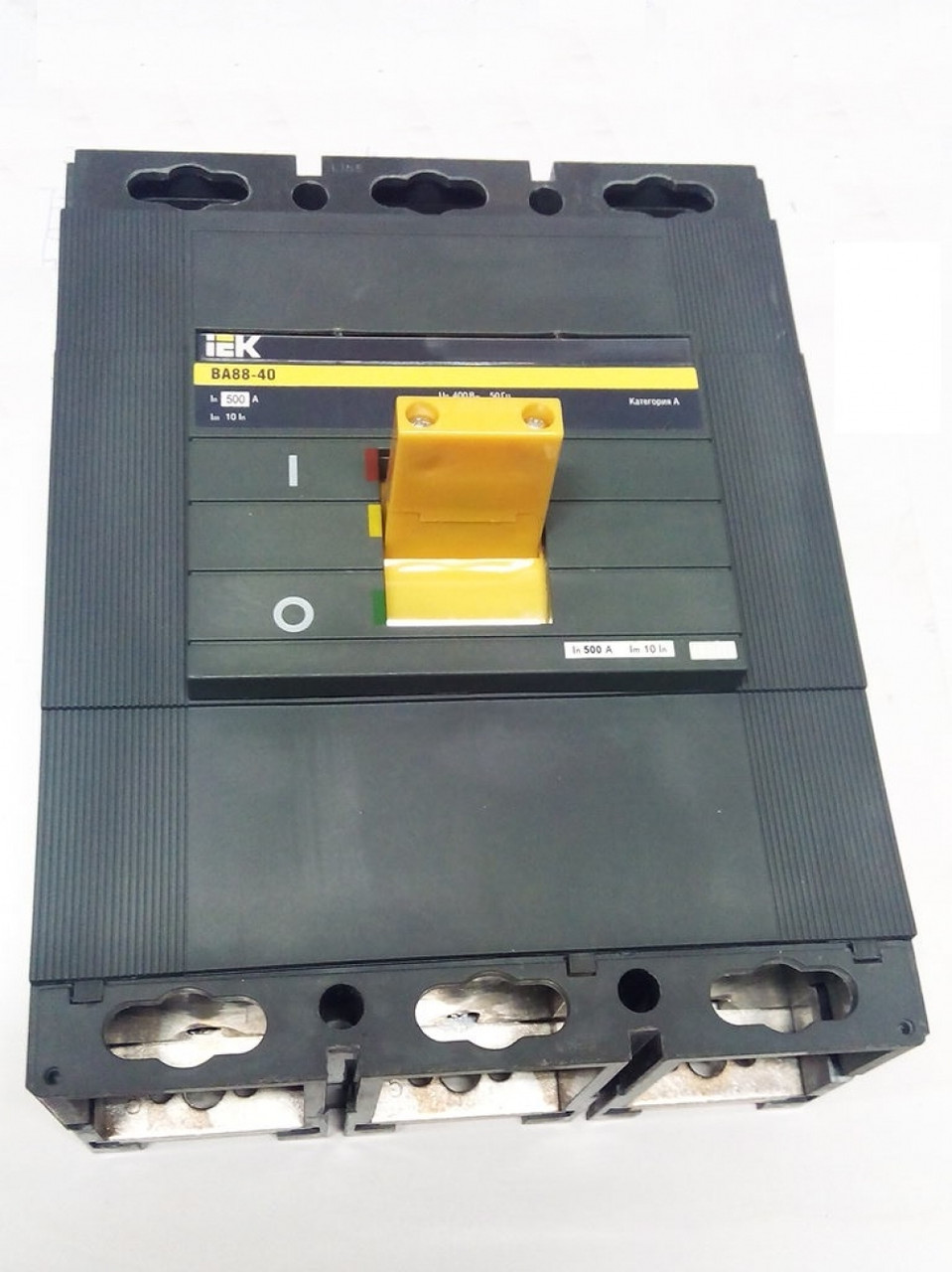 Автоматический выключатель ИЭК ВА 88-40 3ф 500А