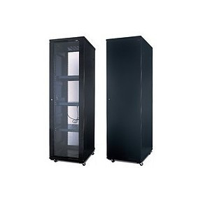Шкаф напольный 32U, 600*600*1600, цвет чёрный, передняя дверь стеклянная (тонированная),  2 полки, б