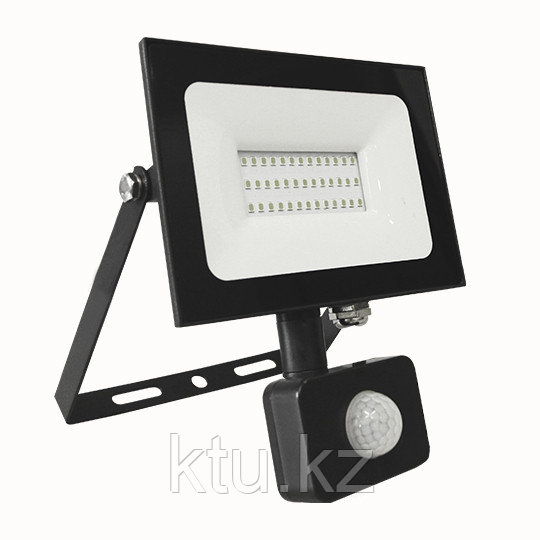 LED ПРОЖЕКТОР SENSOR 50W 3750Lm 200x210x33 6500K IP44 MEGALIGHT (20)
