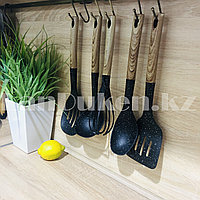 Набор кухонных аксессуаров 5 предметов с дизайном под дерево