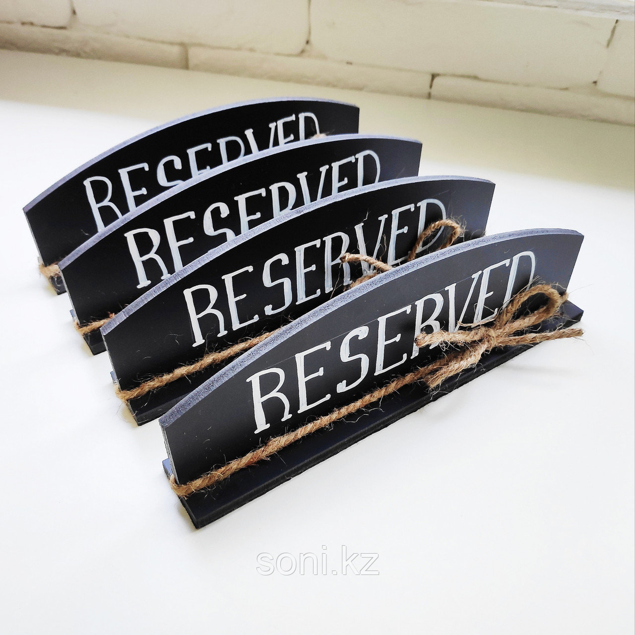 Тейбл-тент RESERVED