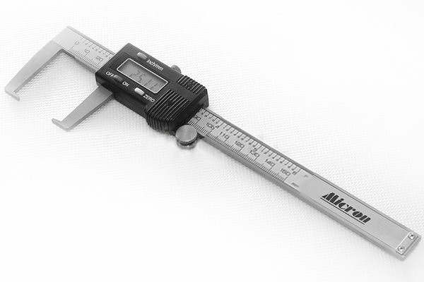 Штангенциркуль электронный для наружних канавок Micron 200mm 0,01
