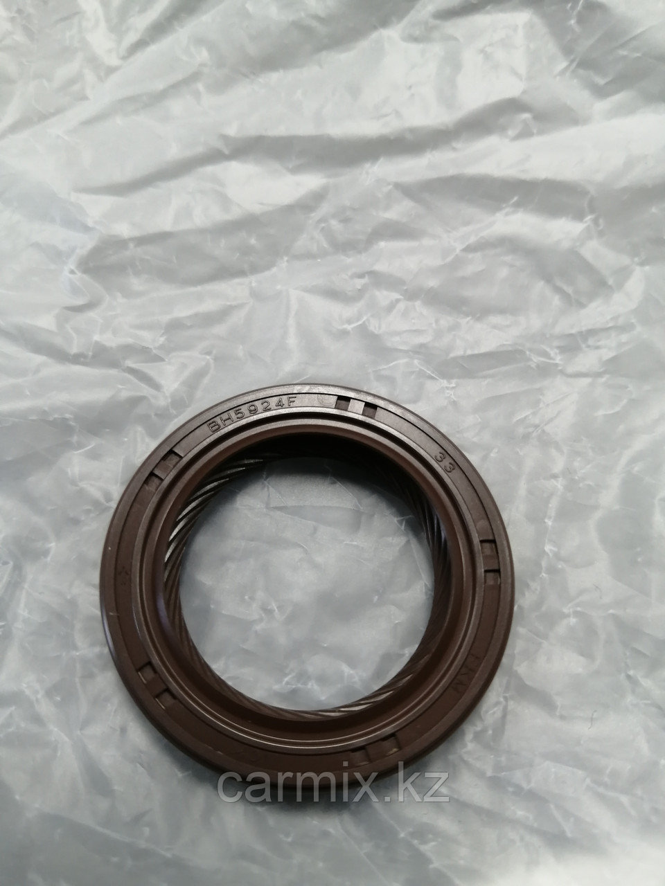 *90311-25021, BH5924F, Сальник коленвала передний TOYOTA YARIS, 25.5x37.5x6, NOK, JAPAN, фото 1