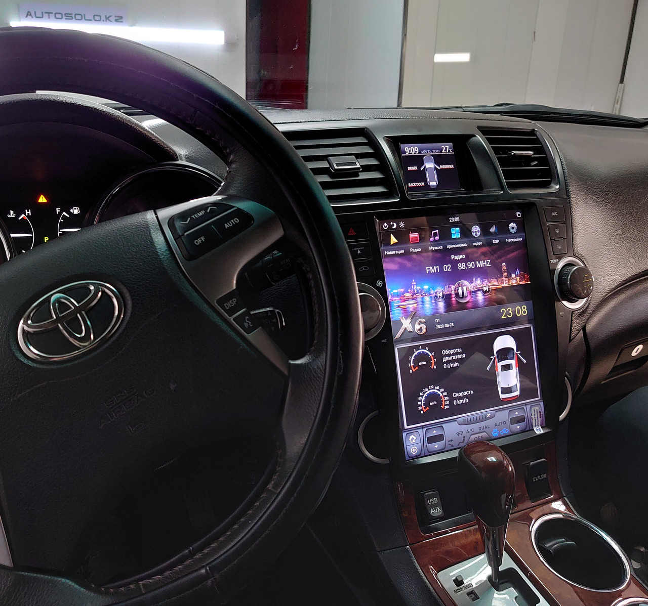 Автомагнитола Toyota Highlander u40 Tesla ZhiFang