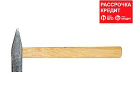НИЗ 600 г молоток слесарный с деревянной рукояткой (2000-06)
