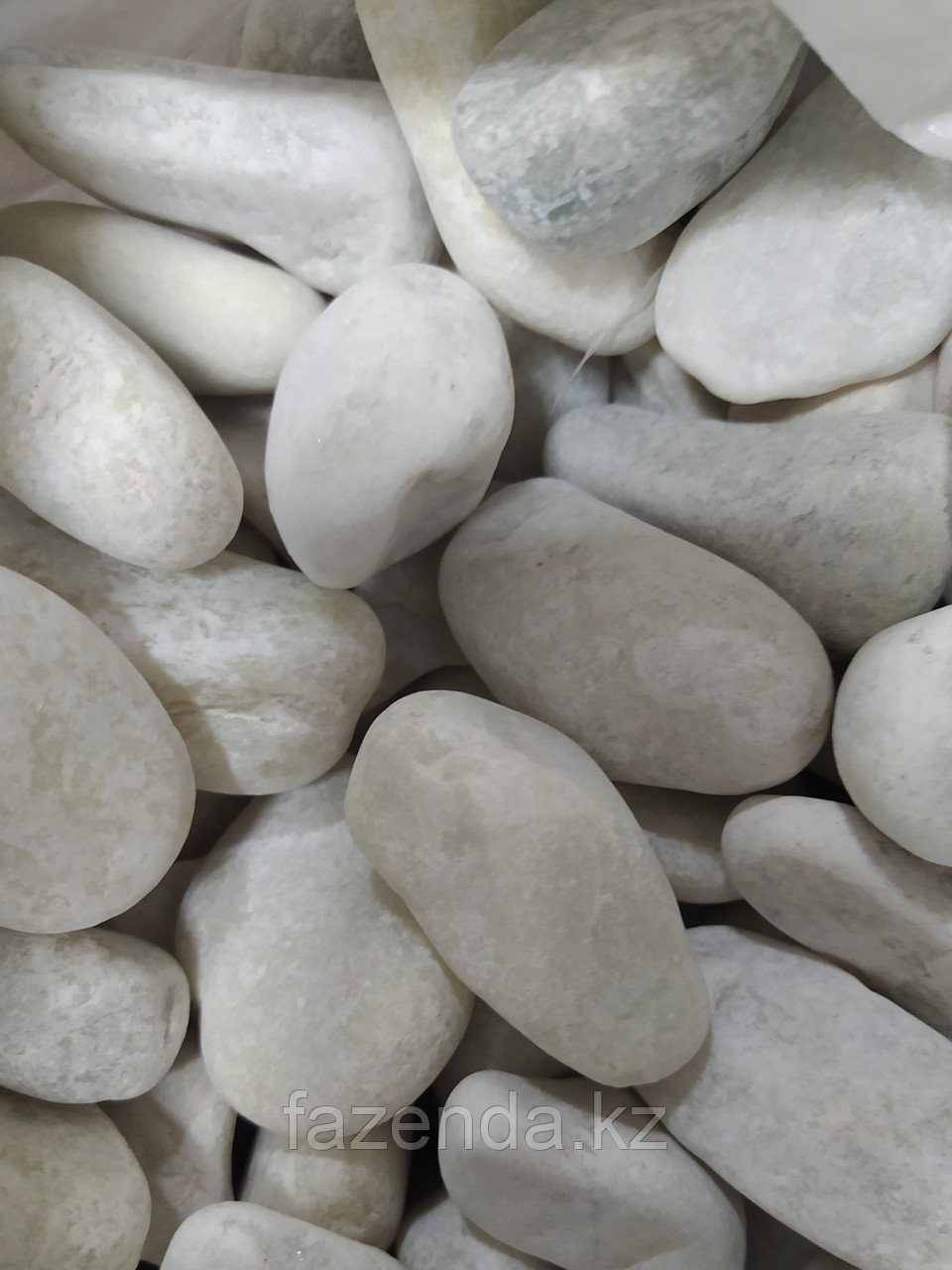 Камни галька мраморная 20 кг (80-100мм)
