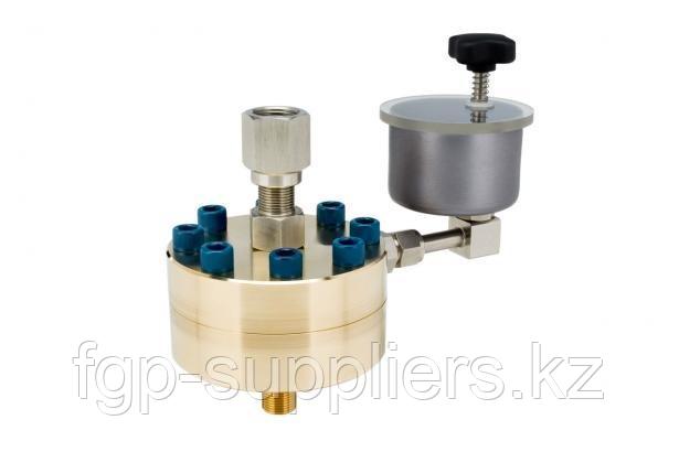 Жидкостные сепараторы P5521 и P5522 Liquid to Liquid Separator - фото 1 - id-p80465788