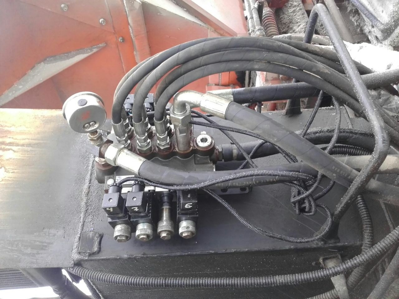 Гидрораспределитель 04Z80, фото 1