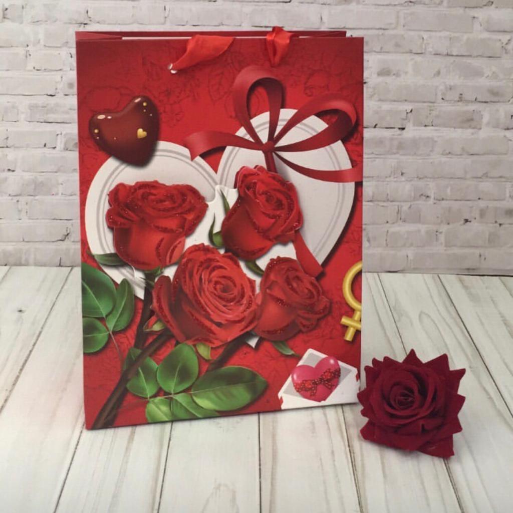 Подарочный пакет " Розы " рисунок объемный 24 х 18 х 8 см