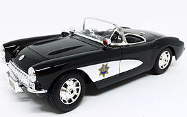Maisto: 1:18 Chevy Corvette Police 1957