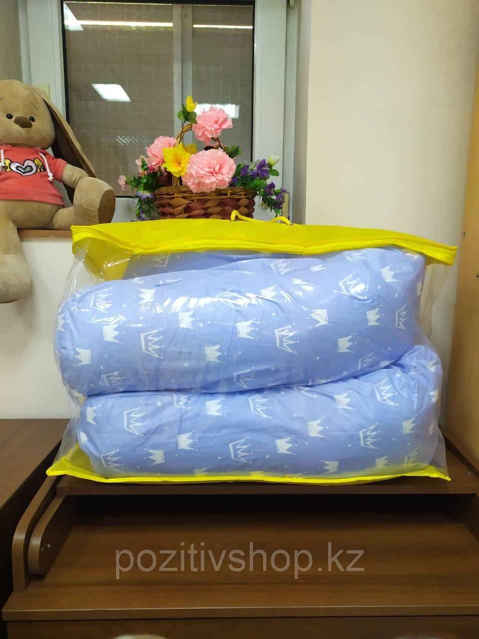 Подушка для беременных белые короны на голубом - фото 1 - id-p80573256