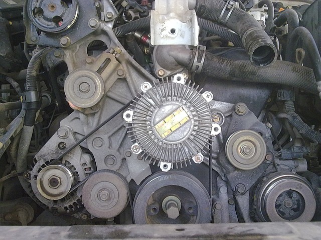 Снятие генератора Дискавери 3 (РРовер Спорт) - Land Rover Discovery III, 2,7 л, 