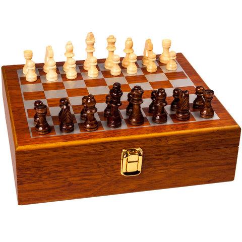 Подарочный набор: шахматы, фляжка, рюмки «Великий комбинатор» в деревянном кейсе (Jack Daniels) - фото 5 - id-p80923292