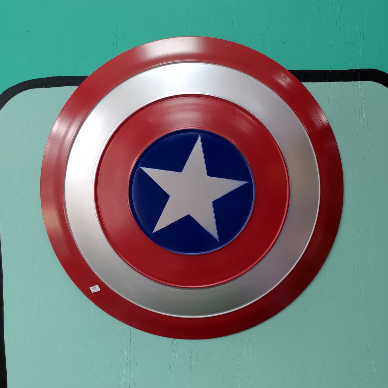 Полноразмерный щит Капитана Америки - фото 1 - id-p80942118
