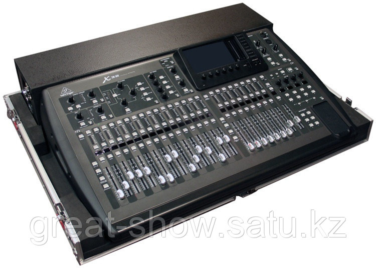 Цифровой микшер Behringer X32, Аренда, Прокат. Цена договорная.