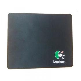 Коврик для мышки Logitech, матерчатый на резиновой основе, 215мм x 180мм, черный