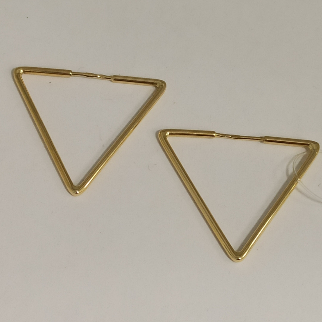 Серьги - треугольник / 3 см (ул.Муканова 159)