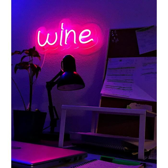 Неоновая вывеска "Wine", 37.4 х 14.1 см