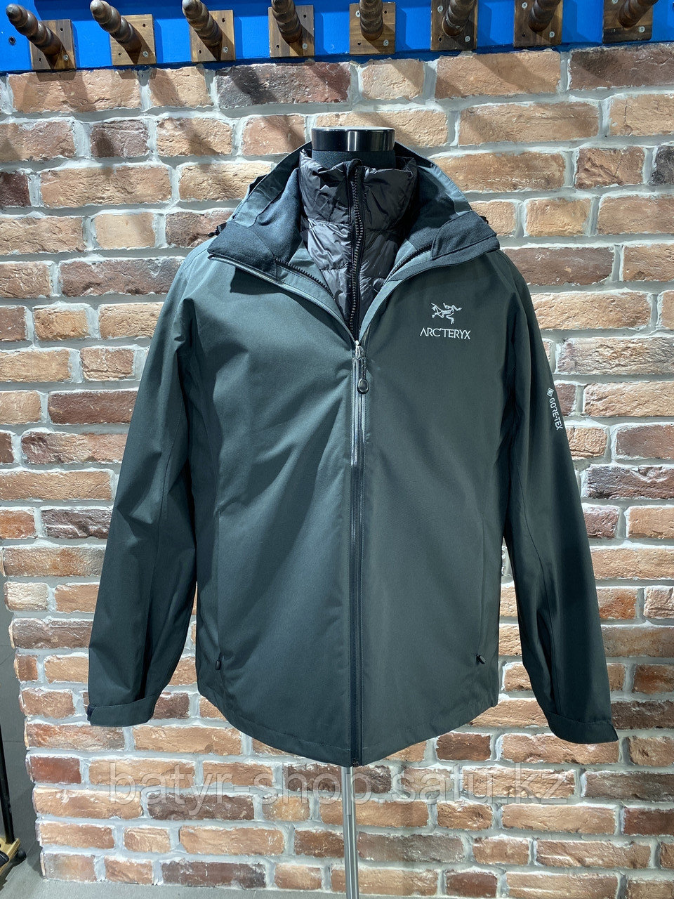 Куртка зимняя Arcteryx (0240)