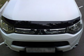 Мухобойка (дефлектор капота) Mitsubishi Outlander 2012-2014 с подгибом
