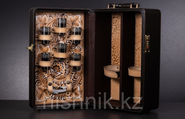 Кейс для алкоголя