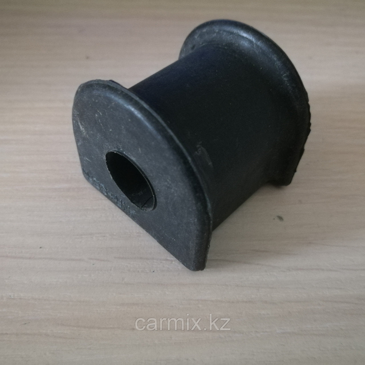 Втулка переднего стабилизатора Land Cruiser Prado/ Land Cruiser d-16mm